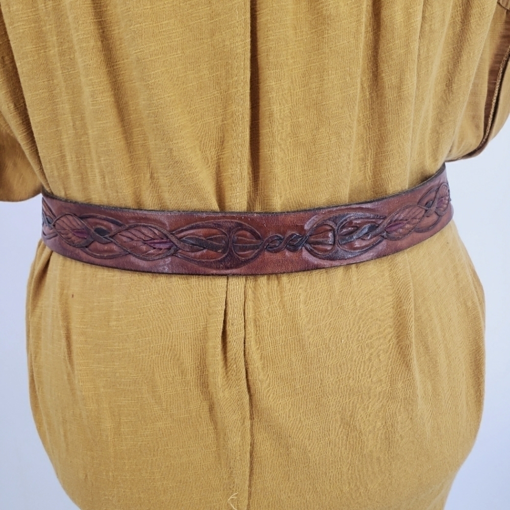 Vintage Artisan handmade belt women 30 brown embossed tooled vine leaf pattern